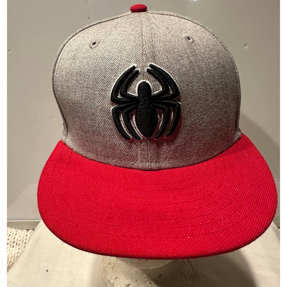 New Era Black Venom Spider-Man Marvel Comics 59fifty SnapBack Hat YOUTH SIZE Red